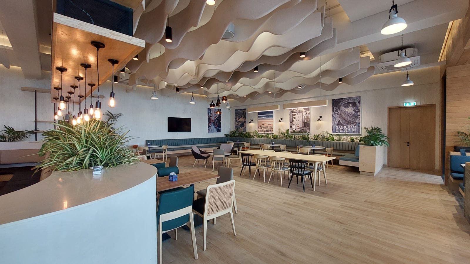 AM4B — Artistic Milliners Head Office Cafe